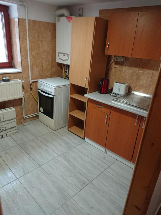 Apartamento Katy'S Studio Braşov Exterior foto